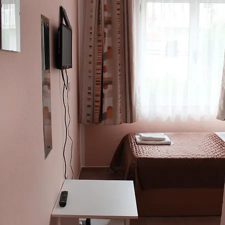 Vendégház Single Duce 3063a Dugi Rat